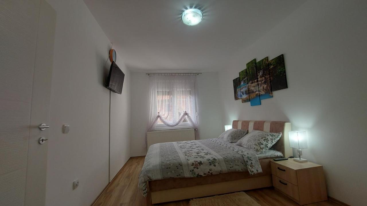 Appartement Exclusive à Paraćin Extérieur photo