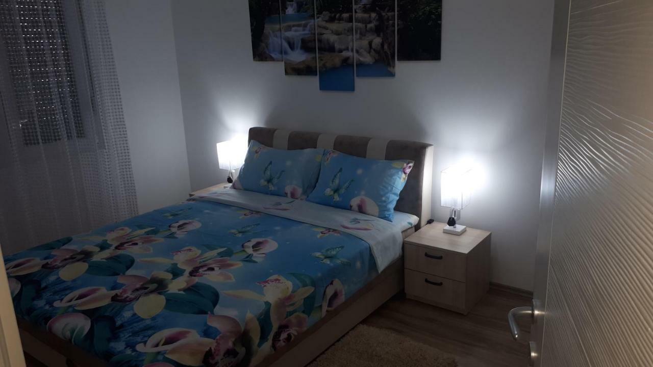 Appartement Exclusive à Paraćin Extérieur photo