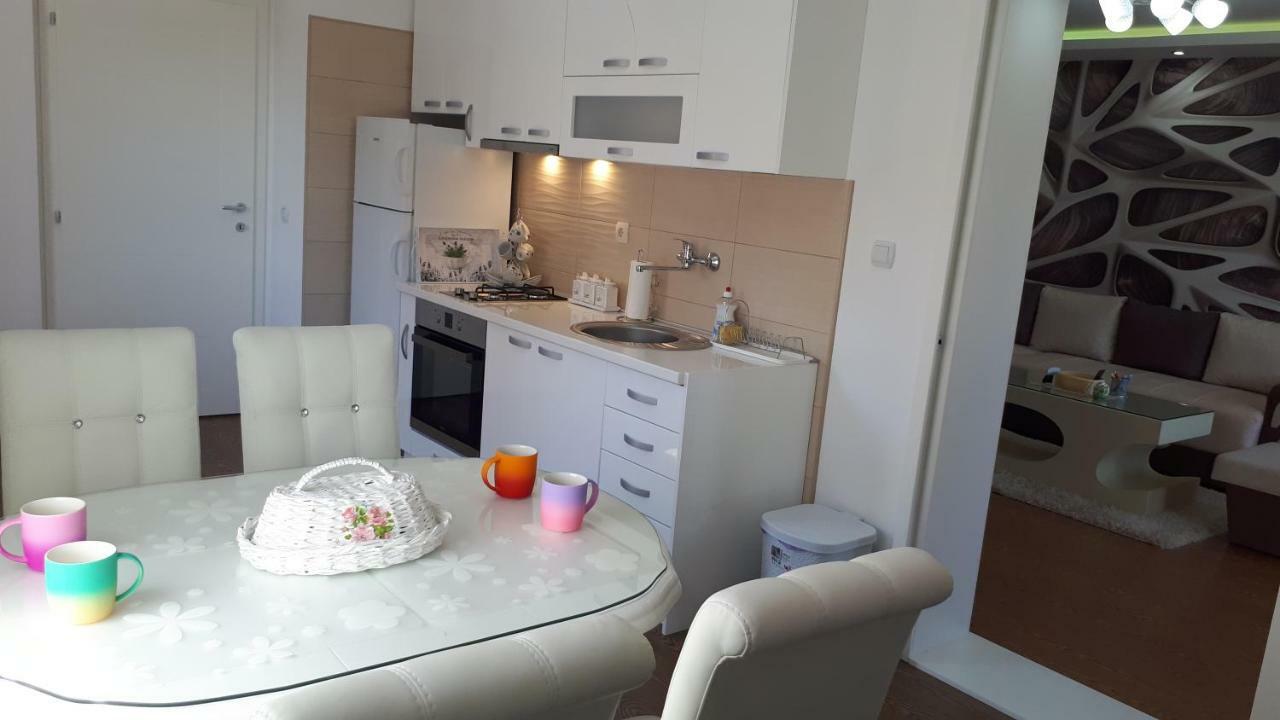 Appartement Exclusive à Paraćin Extérieur photo